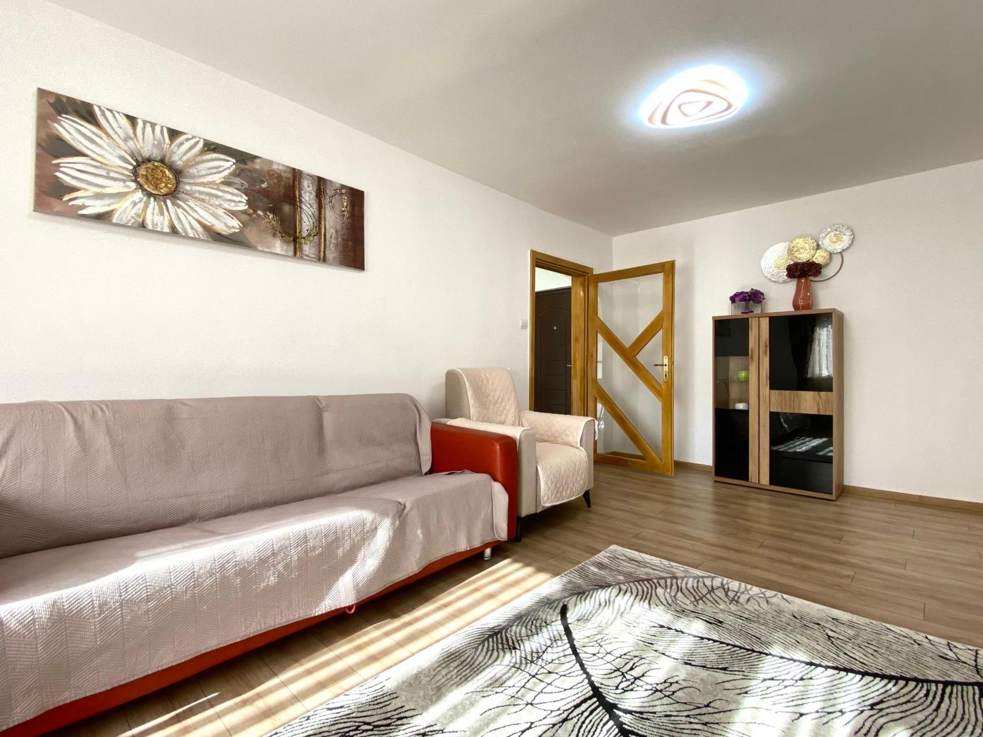 Kronstadt Apartment - Pet Friendly Braşov Exterior foto